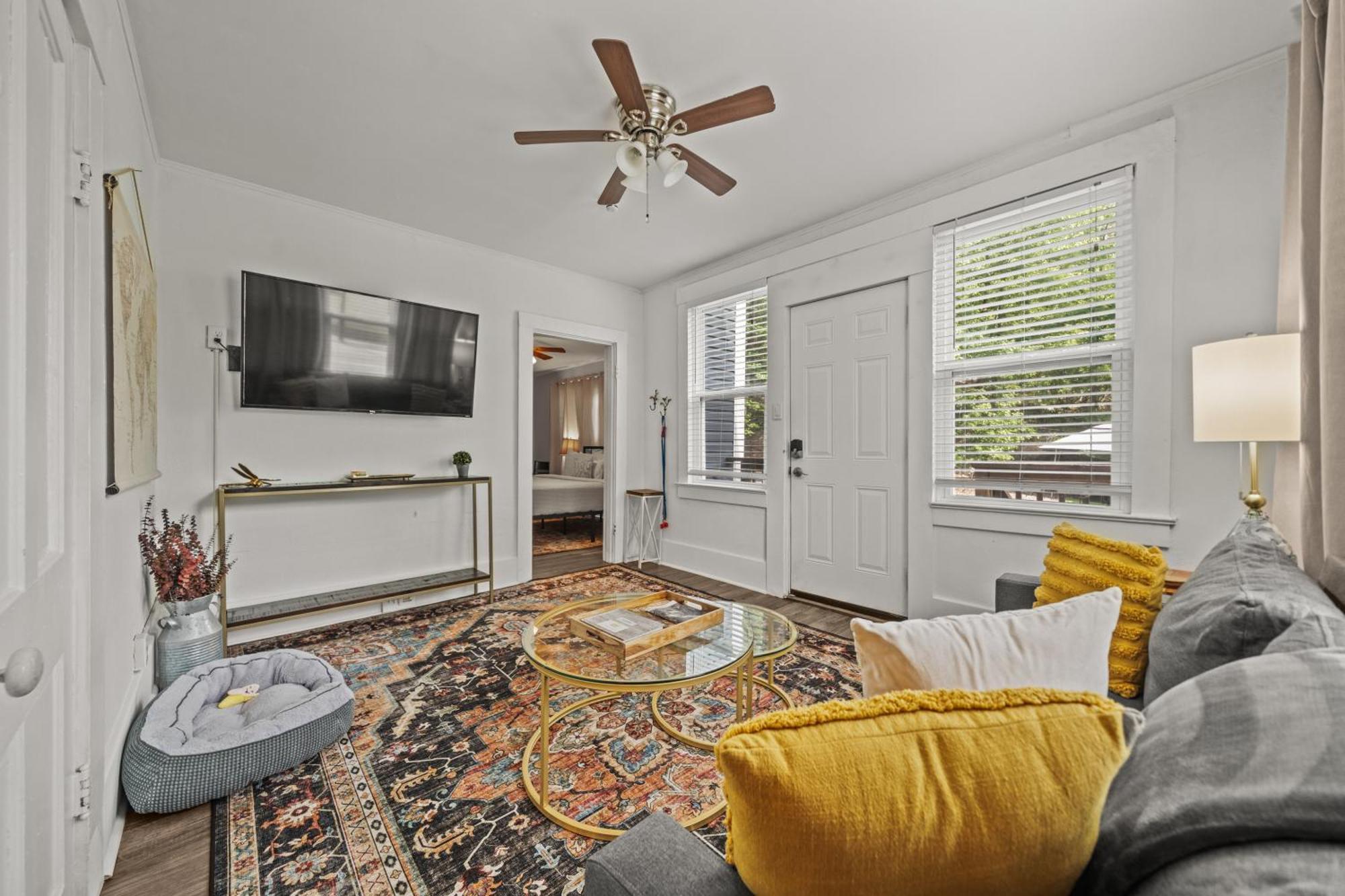 Cedar Blossom Bungalow Is A Cozy Getaway With A 5 Minute Walk To Downtown! Hot Springs Exterior foto